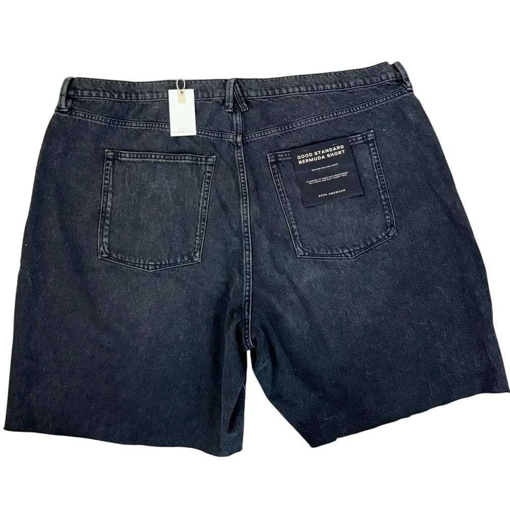 Good American Bermuda Shorts 24 Plus Black Wash Mid Rise Denim NWT Capsule Item